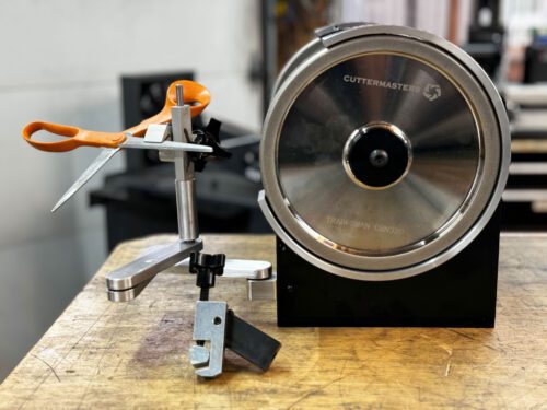 Sharpen Scissors on Tradesman Grinder